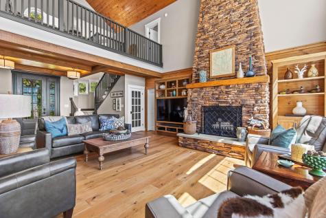 18 Sheehans Island Road Raymond ME 04071