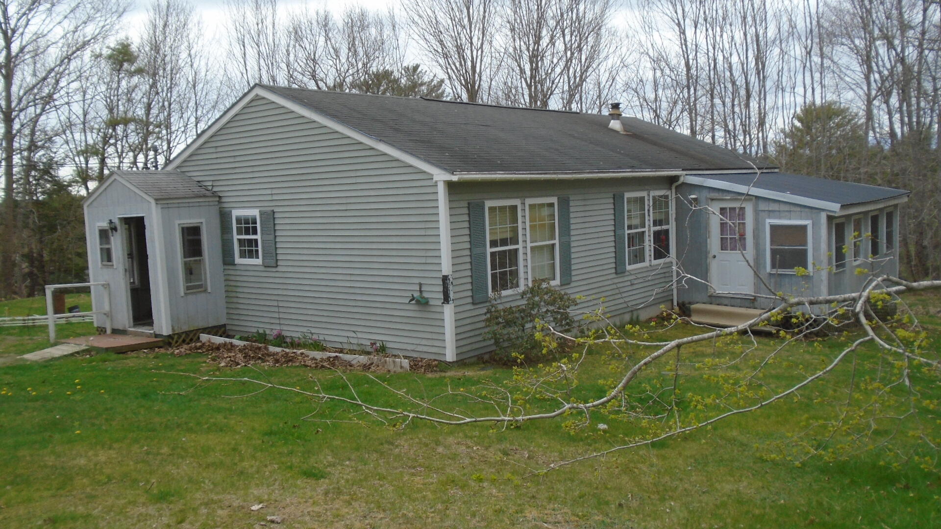 40 Reef Road, Waldoboro ME Real Estate Listing MLS {gListingMLS