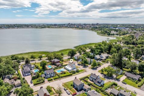 106 Chenery Street Portland ME 04103