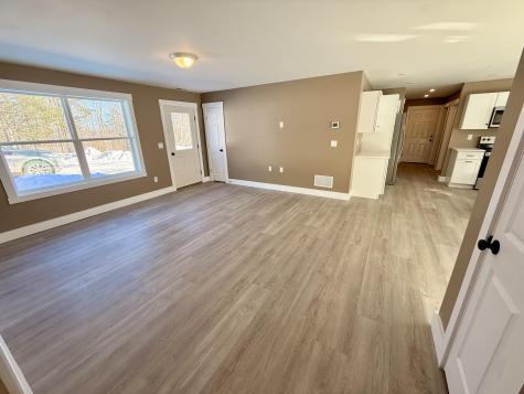 5 Oldham Road Saint Albans ME 04971