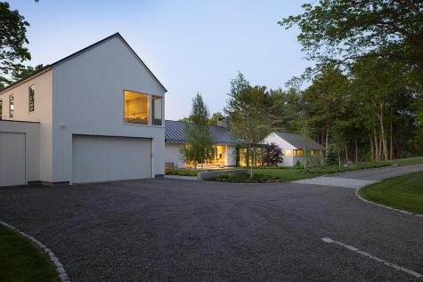 4 Ice House Point York ME 03909