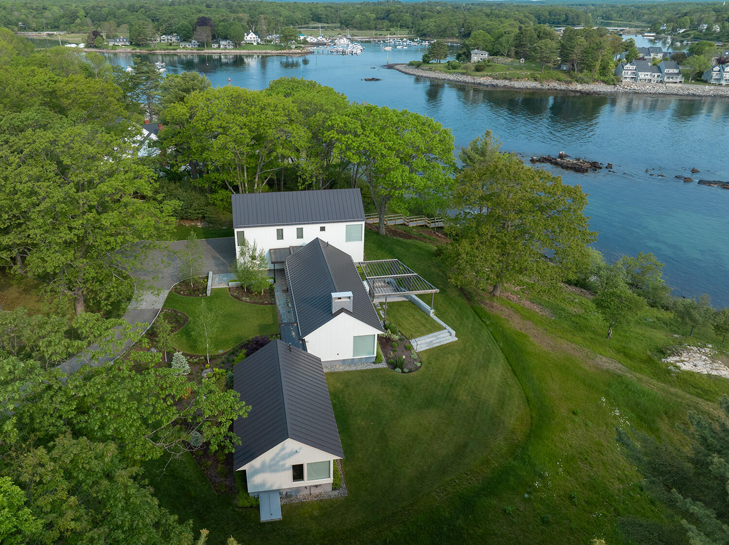 4 Ice House Point York ME 03909