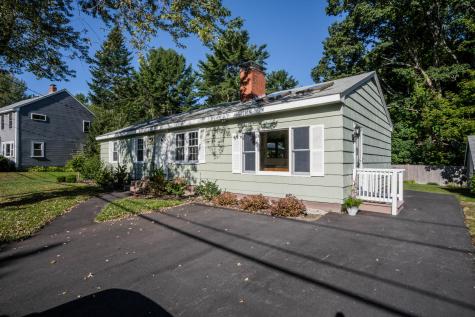 105 Hillside Street Yarmouth ME 04096