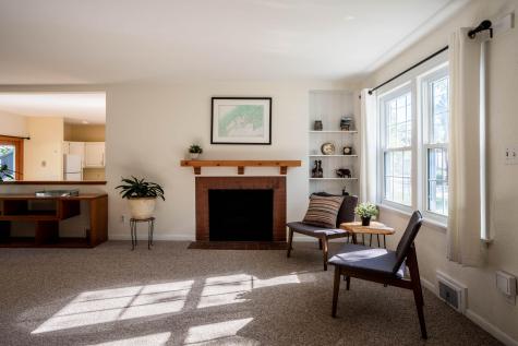 105 Hillside Street Yarmouth ME 04096
