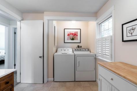 105 Hillside Street Yarmouth ME 04096