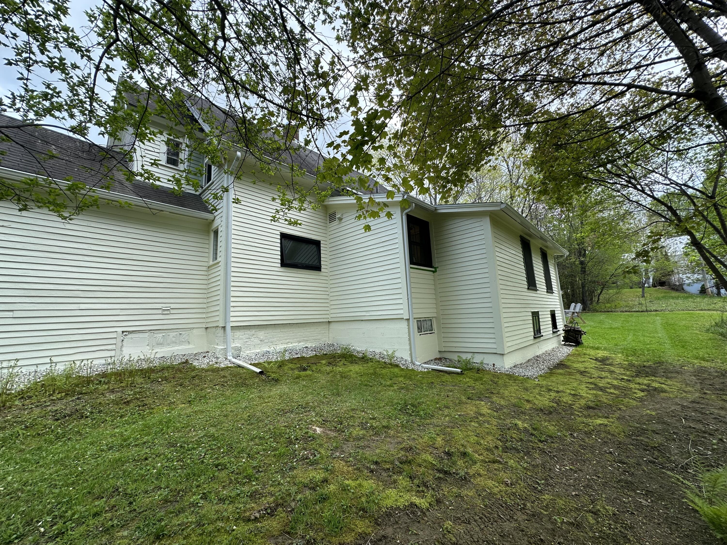 132 Lake Avenue Farmington ME 04938