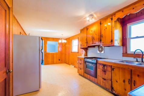 77 Hardscrabble Road Poland ME 04274