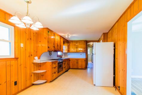 77 Hardscrabble Road Poland ME 04274