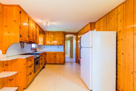 77 Hardscrabble Road Poland ME 04274
