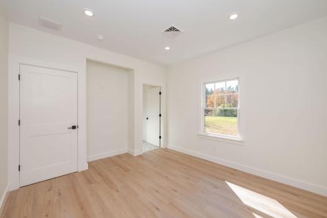 93 Lebanon Road North Berwick ME 03906