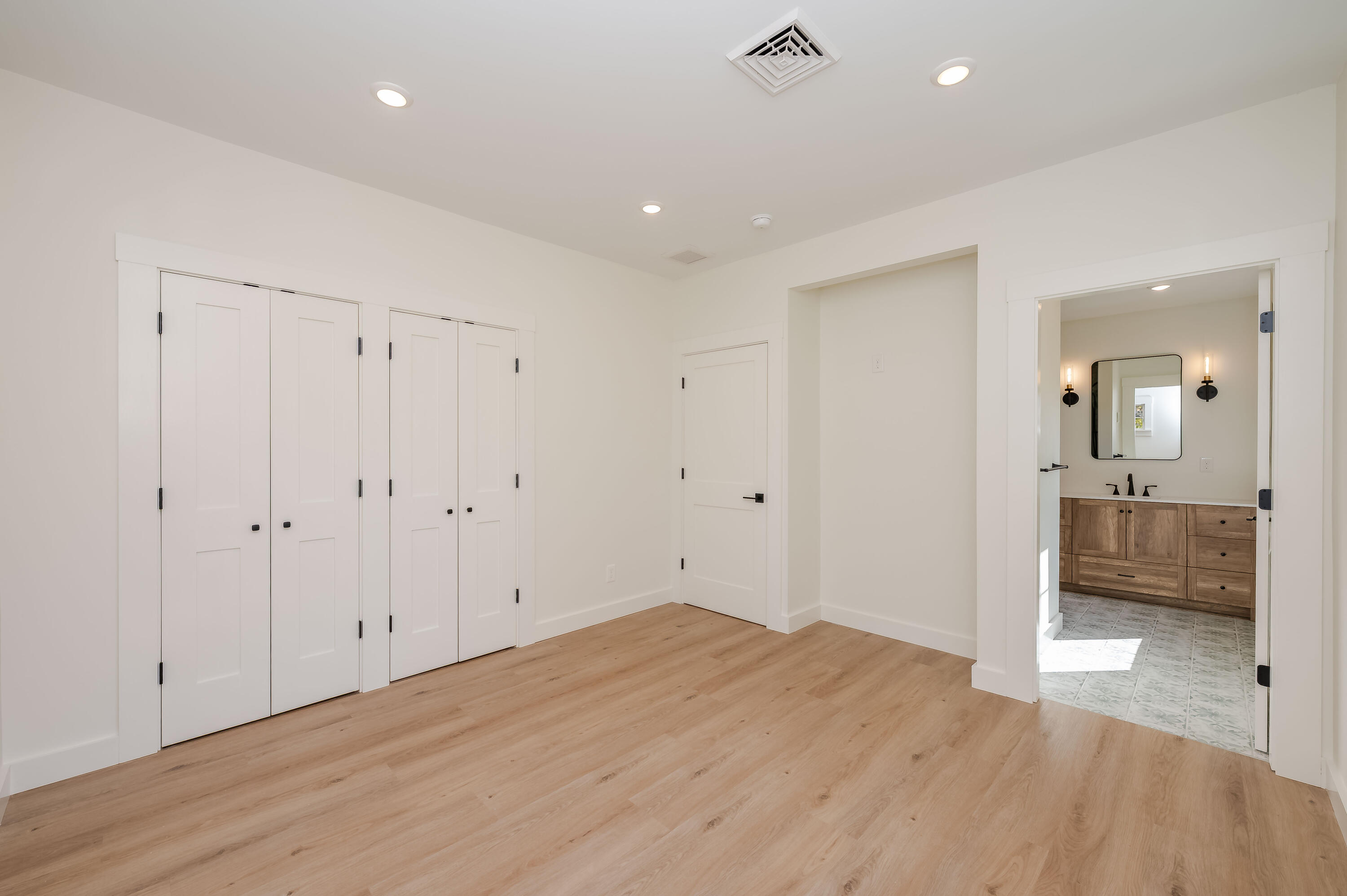 93 Lebanon Road North Berwick ME 03906