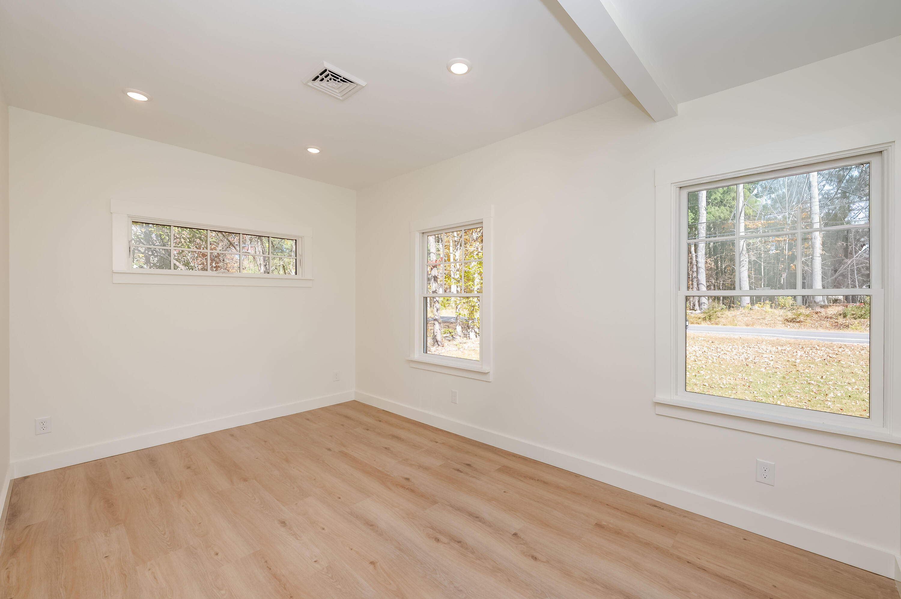 93 Lebanon Road North Berwick ME 03906