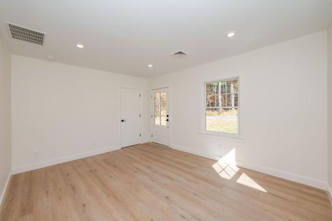 93 Lebanon Road North Berwick ME 03906