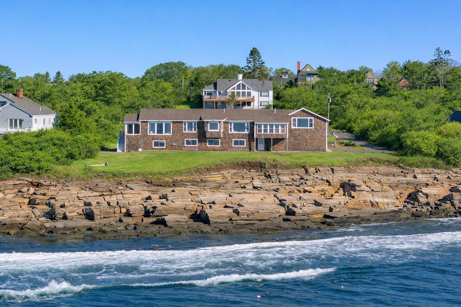 10 Sunny Bank Road Cape Elizabeth ME 04107