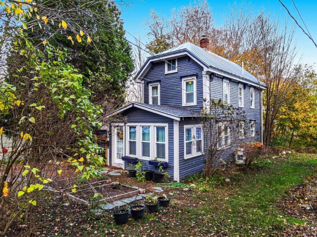 12 Greenville Street Hallowell Maine Real Estate Listing MLS 1547651