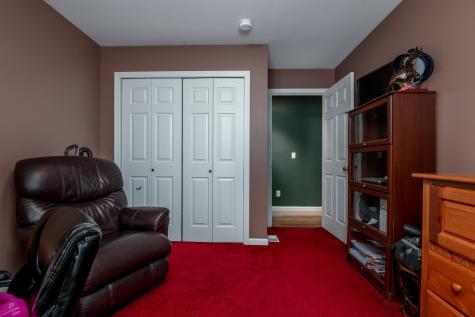 37 Lion Lane Oxford ME 04270