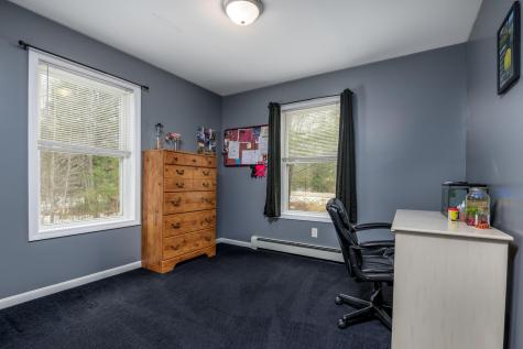 37 Lion Lane Oxford ME 04270