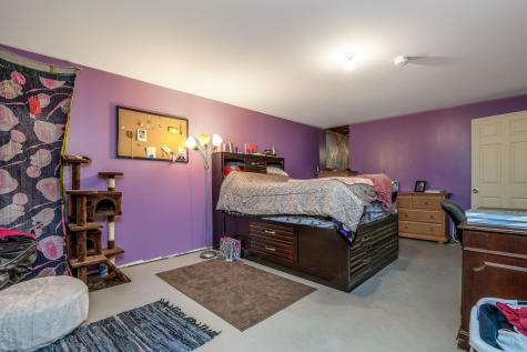 37 Lion Lane Oxford ME 04270