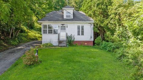 11 Hazel Street Auburn ME 04210