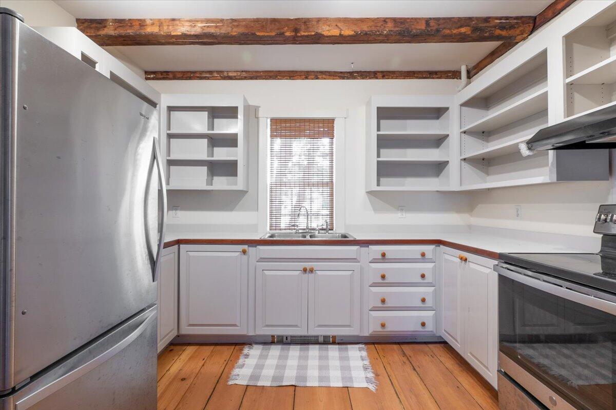 56 Thomaston Street Rockland ME 04841