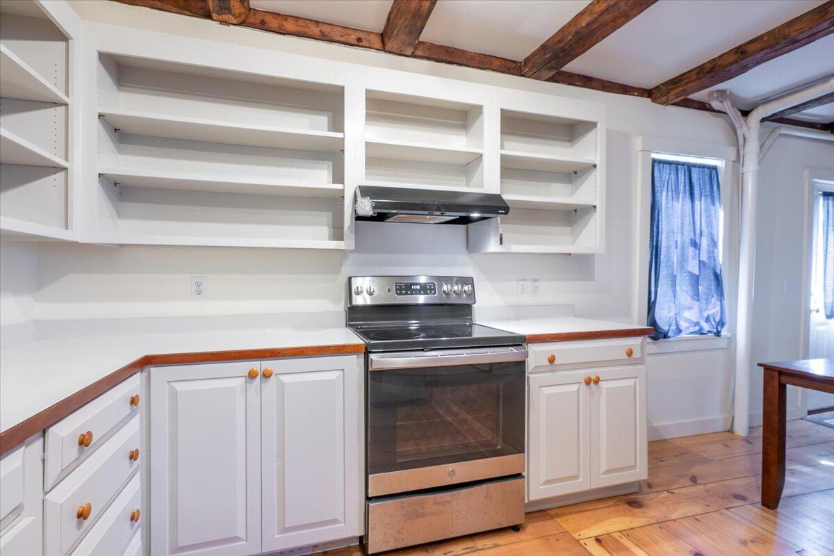 56 Thomaston Street Rockland ME 04841