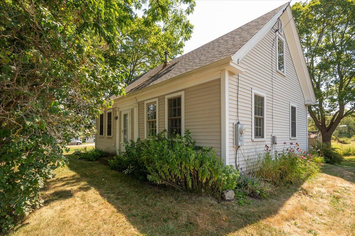 56 Thomaston Street Rockland ME 04841
