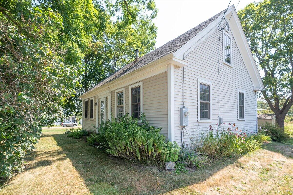 56 Thomaston Street Rockland ME 04841