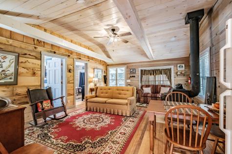 15 Seaward Road Turner ME 04282