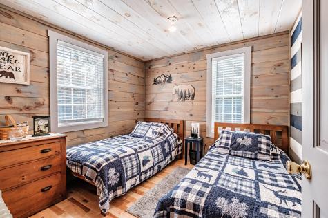 15 Seaward Road Turner ME 04282