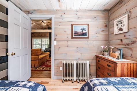 15 Seaward Road Turner ME 04282