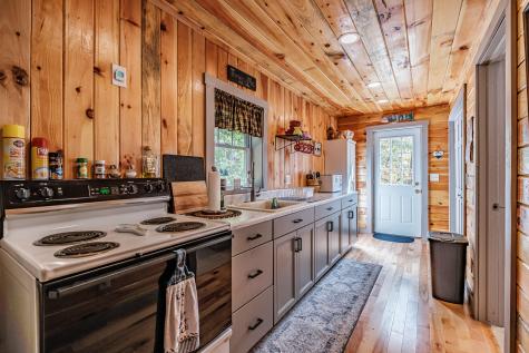 15 Seaward Road Turner ME 04282