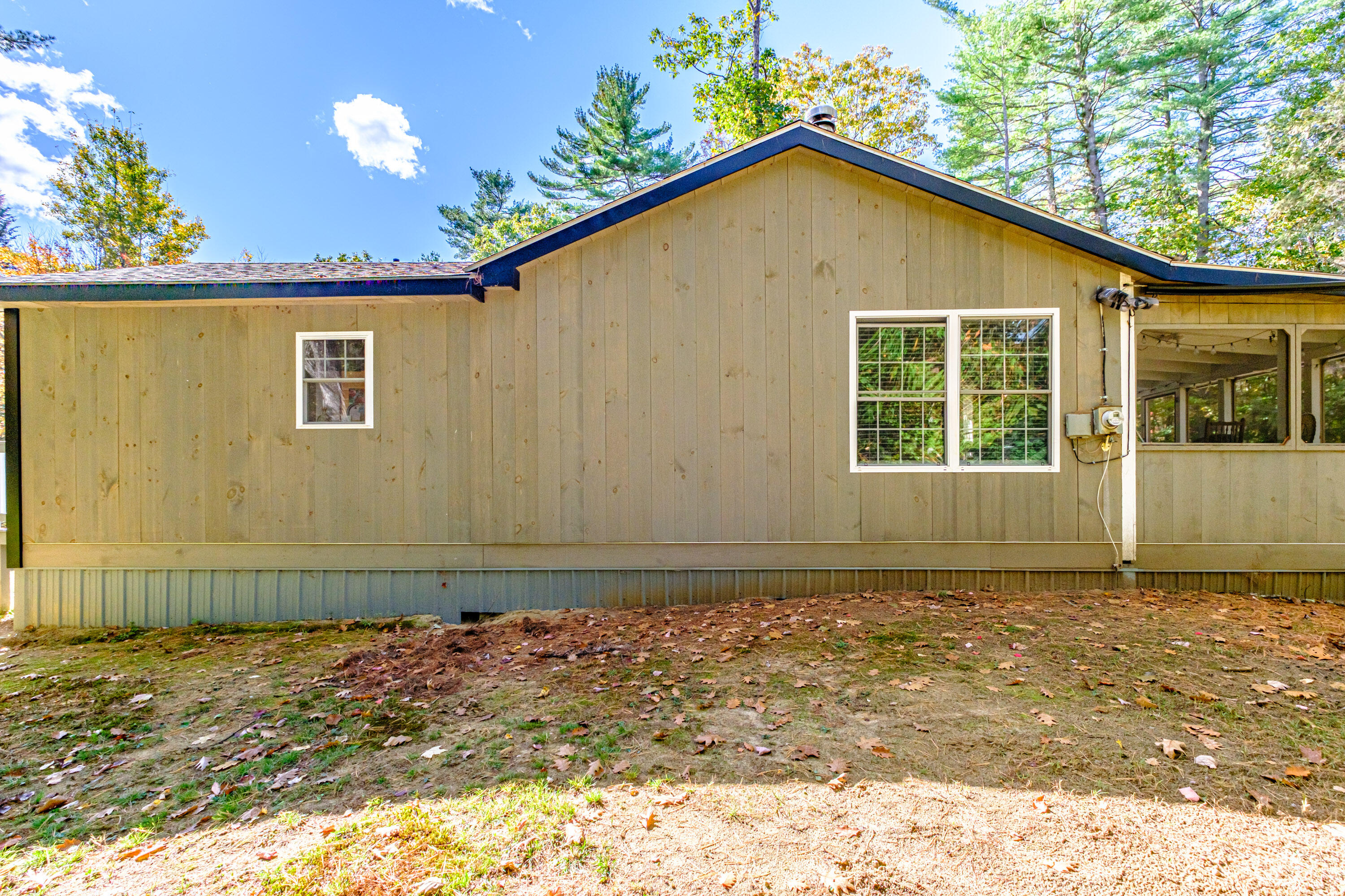 15 Seaward Road Turner ME 04282
