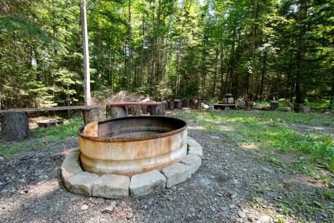 647 Parsons Landing Road Dover-foxcroft ME 04426