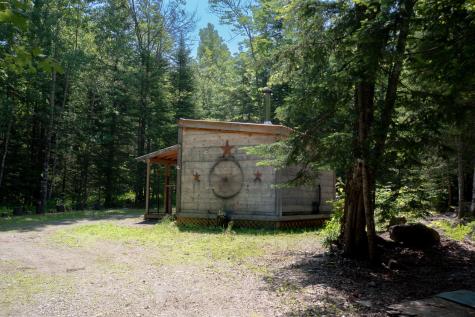 647 Parsons Landing Road Dover-foxcroft ME 04426