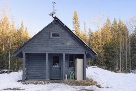 80 Wheaton Way Bradford ME 04410