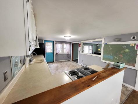 4 Highland Avenue Cumberland ME 04021