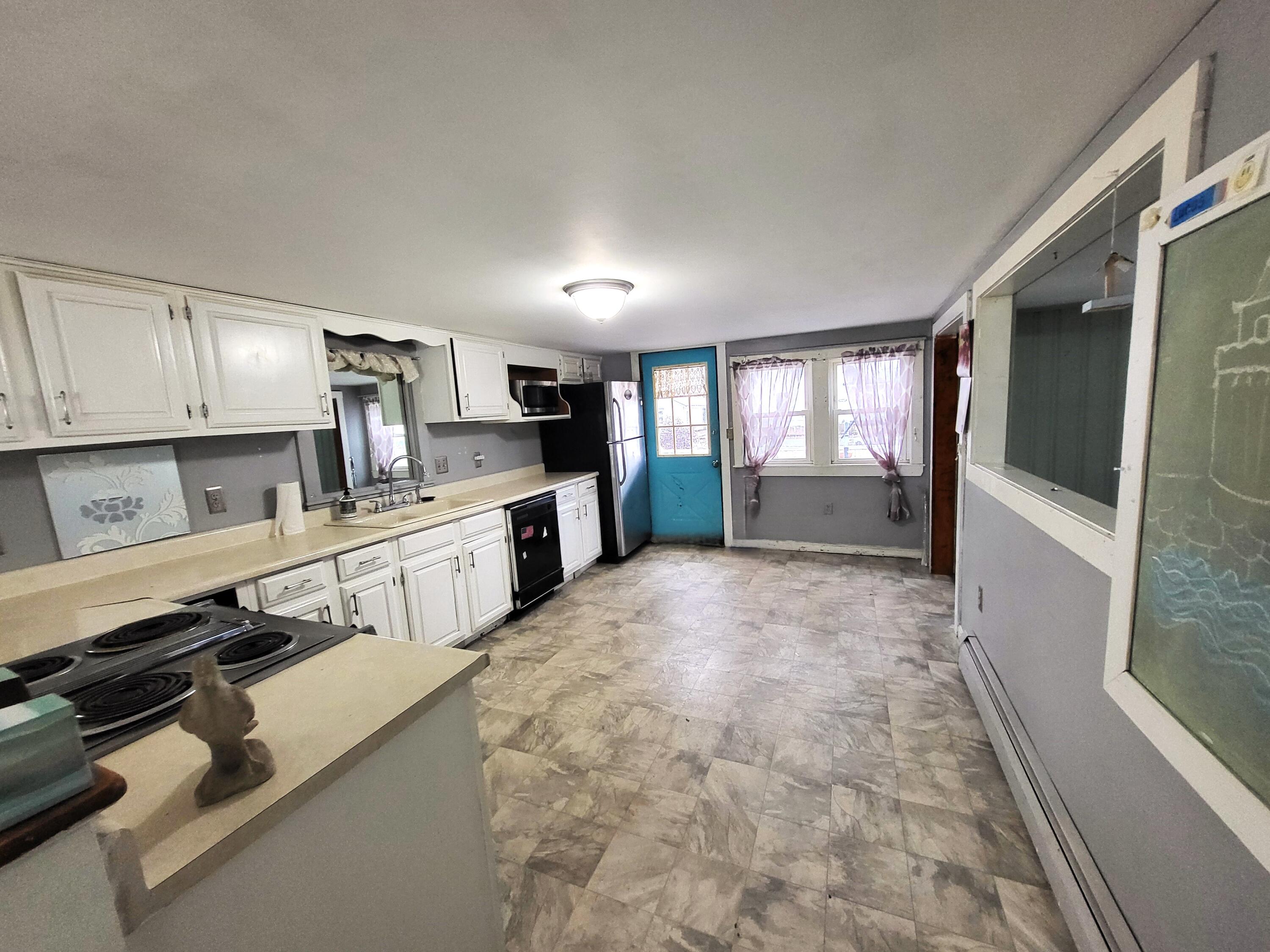 4 Highland Avenue Cumberland ME 04021