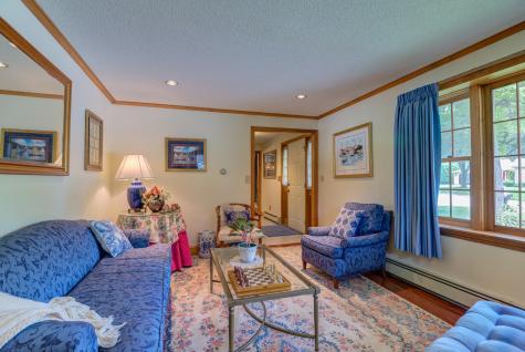 8 Coachman Avenue Auburn ME 04210