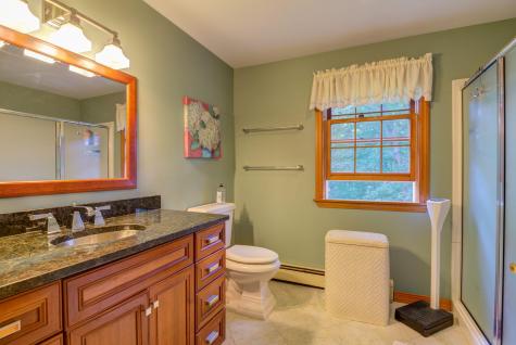 8 Coachman Avenue Auburn ME 04210