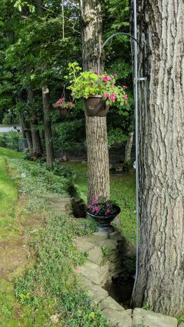 8 Coachman Avenue Auburn ME 04210
