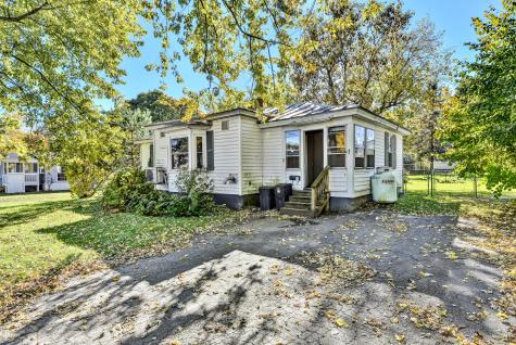 17 Montcalm Street Fairfield ME 04937