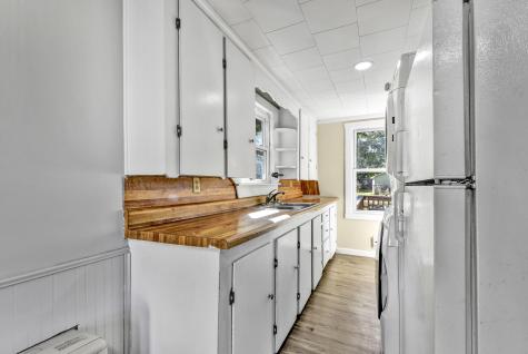 17 Montcalm Street Fairfield ME 04937