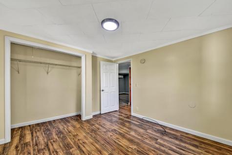 17 Montcalm Street Fairfield ME 04937