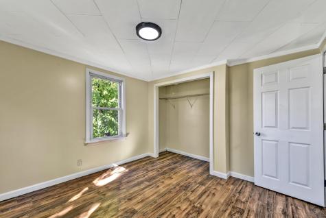 17 Montcalm Street Fairfield ME 04937