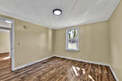 17 Montcalm Street Fairfield ME 04937