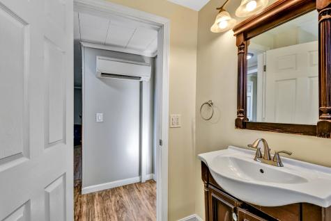 17 Montcalm Street Fairfield ME 04937