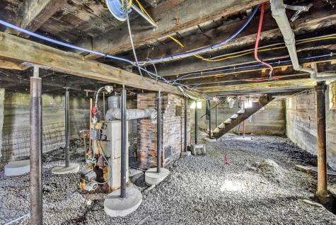 17 Montcalm Street Fairfield ME 04937