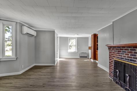 17 Montcalm Street Fairfield ME 04937