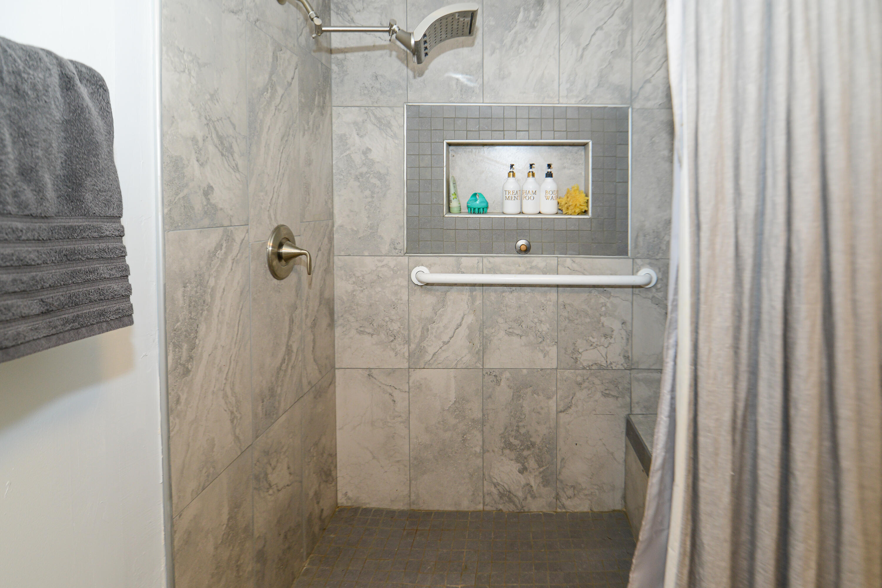 22 Abenaki Acres Road Naples ME 04055