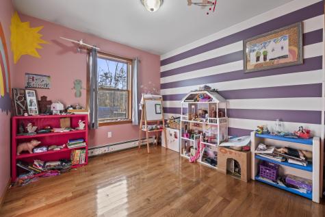 985 Eastern Avenue Augusta ME 04330